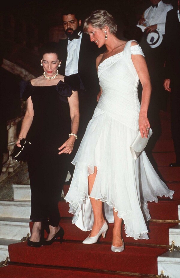 Bafta: Η εντυπωσιακή Κέιτ Μίντλετον με τα σκουλαρίκια της Νταιάνα και λευκό Alexander McQueen