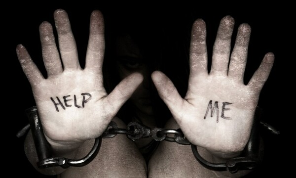Παγκόσμια Ημέρα κατά της Εμπορίας Ανθρώπων: Γυναίκες και ανήλικοι συχνότερα τα θύματα στην Ελλάδα