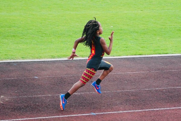 Ο επόμενος Γιουσέιν Μπολτ - Τρομερός 7χρονος έτρεξε 100 μέτρα σε 13.48'' και έγινε παγκόσμιο viral