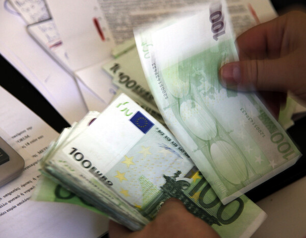 Στα 825 δισ. ευρώ το ύψος της φοροδιαφυγής στην Ευρώπη