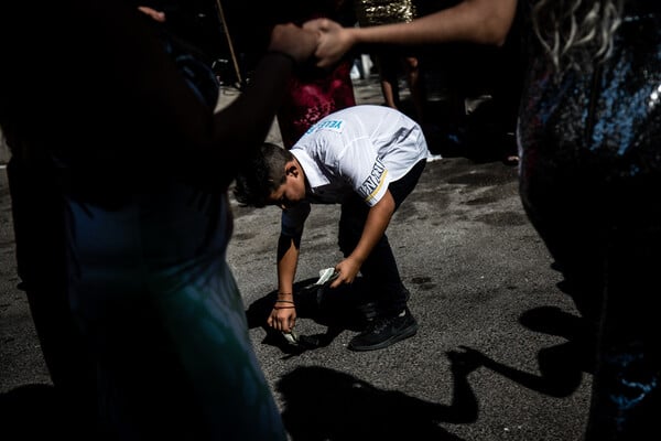 Τσιγγάνικος γάμος στην Σαρανταπόρου