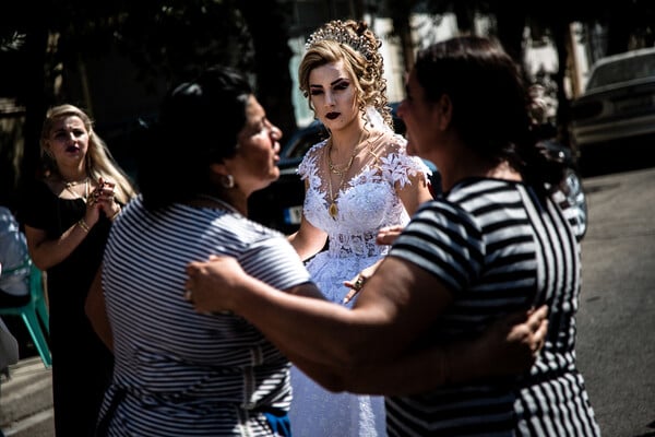 Τσιγγάνικος γάμος στην Σαρανταπόρου