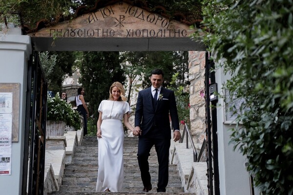Παντρεύτηκαν Βασίλης Κικίλιας και Τζένη Μπαλατσινού - Ο λαμπερός γάμος στον Λυκαβηττό