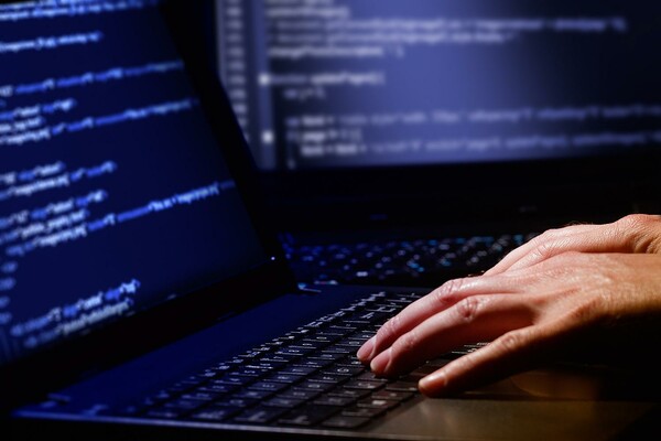 ΗΠΑ: Η Capital One Financial ανακοίνωσε ότι χάκερ απέσπασε στοιχεία περίπου 100 εκατ. ατόμων