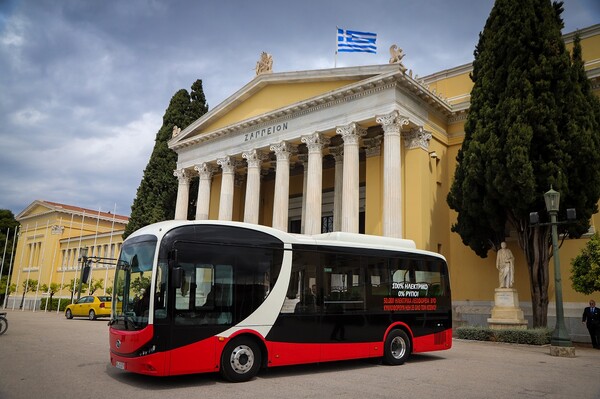 Έρχεται το πρώτο ηλεκτρικό λεωφορείο στην Αθήνα - Με δυο ώρες φόρτιση καλύπτει 200 χλμ.