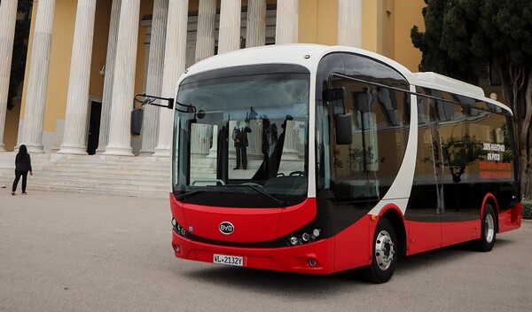 Έρχεται το πρώτο ηλεκτρικό λεωφορείο στην Αθήνα - Με δυο ώρες φόρτιση καλύπτει 200 χλμ.