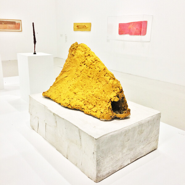 Τα γλυπτά του Franz West