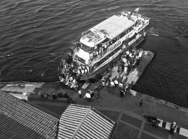 Üsküdar: οι Απέναντι της Πόλης