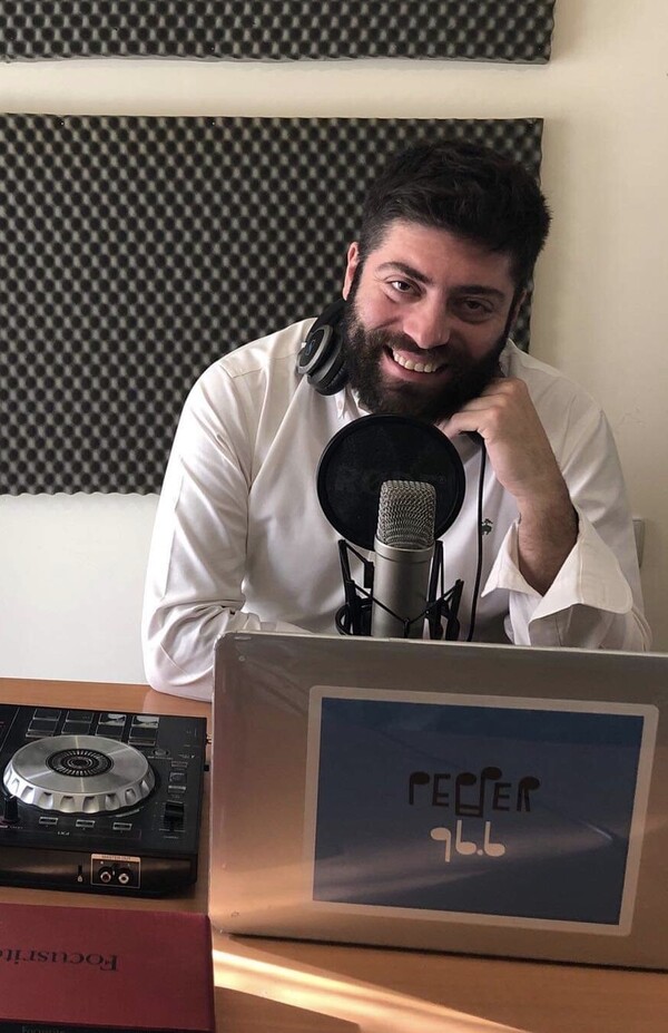 O Δημήτρης Λεμονίδης και ο Pepper 96.6 επιλέγουν το soundtrack του Σαββατοκύριακου