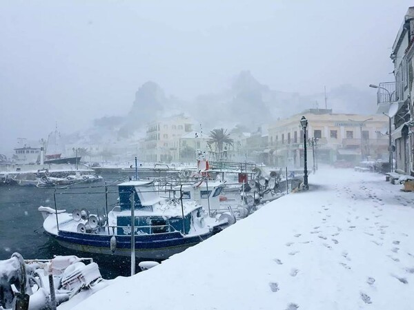 Η Λήμνος με χιονοθύελλα - Το έστρωσε μέχρι τη θάλασσα