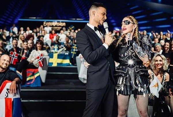 Ένας Έλληνας και μια Τουρκάλα πίσω από το λουκ της Μαντόνα στη Eurovision - Οι αρχαιοελληνικές αναφορές