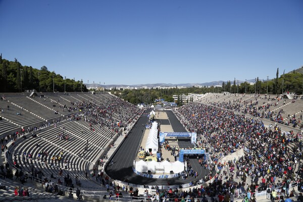 Η μεγάλη γιορτή της Αθήνας: Ρεκόρ συμμετοχών στον Αυθεντικό Μαραθώνιο - Οι αριθμοί της διοργάνωσης