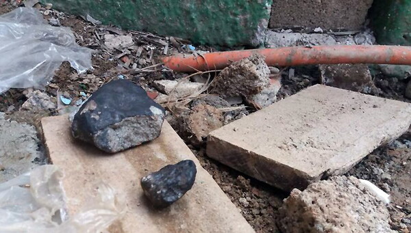 Μετεωρίτης στην Κούβα - Έπεσαν μαύροι βράχοι σε μέγεθος γροθιάς