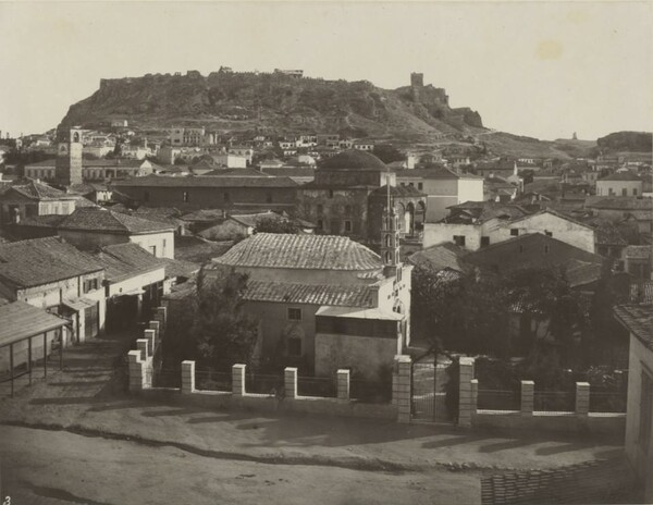 Η πλατεία Μοναστηρακίου όταν δεν ήταν πλατεία