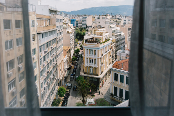 Open Walk Athens: Ένας ξεχωριστός κυριακάτικος περίπατος στο εμπορικό τρίγωνο της Αθήνας