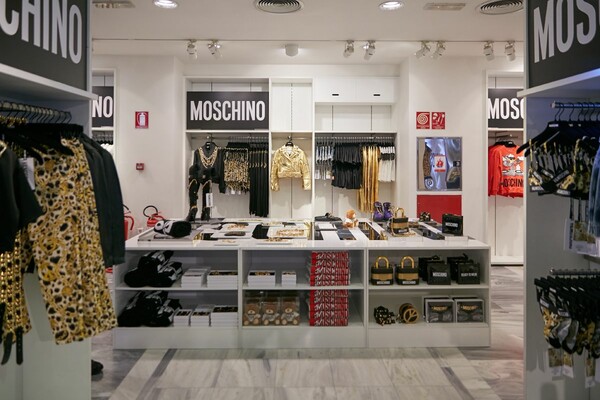 90s glam στο exclusive party για την παρουσίαση της συλλογής Moschino H&M!