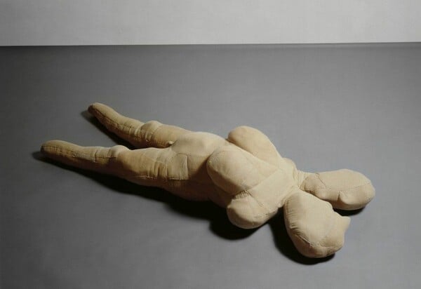 Λουίζ Μπουρζουά: Σαν σήμερα πεθαίνει η γλύπτρια που απεικόνισε μοναδικά το ανθρώπινο σώμα