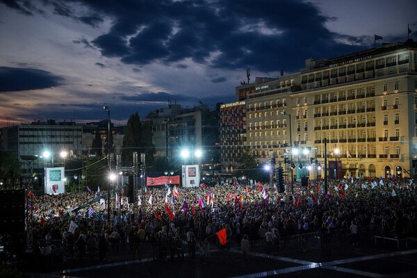 Η ομιλία Τσίπρα στο Σύνταγμα: Την Κυριακή ψηφίζουμε για τη ζωή μας