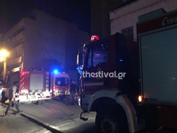 Θεσσαλονίκη: Γυναίκα έπεσε από τον πρώτο όροφο πολυκατοικίας - Νοσηλεύεται στη ΜΕΘ