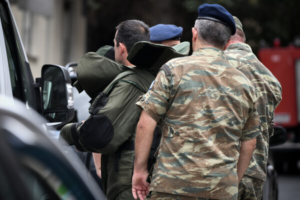 Μενίδι: Βρέθηκε χειροβομβίδα σε δρόμο - Στο σημείο κλιμάκιο του στρατού