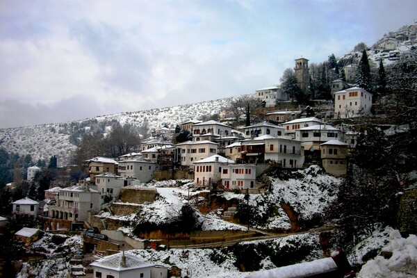 Πληρότητα στα ξενοδοχεία για Χριστούγεννα και Πρωτοχρονιά- Πού θα γιορτάσουν φέτος οι Έλληνες