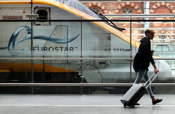 Δωρεάν ταξίδια με τρένο στην Ευρώπη: Η Κομισιόν πληρώνει τα εισιτήρια σε χιλιάδες 18άρηδες
