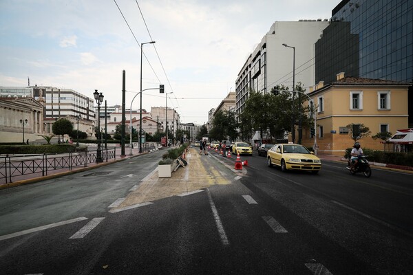 Μεγάλος Περίπατος: Εργασίες στην Πανεπιστημίου για επιπλέον λωρίδα για τα ΙΧ