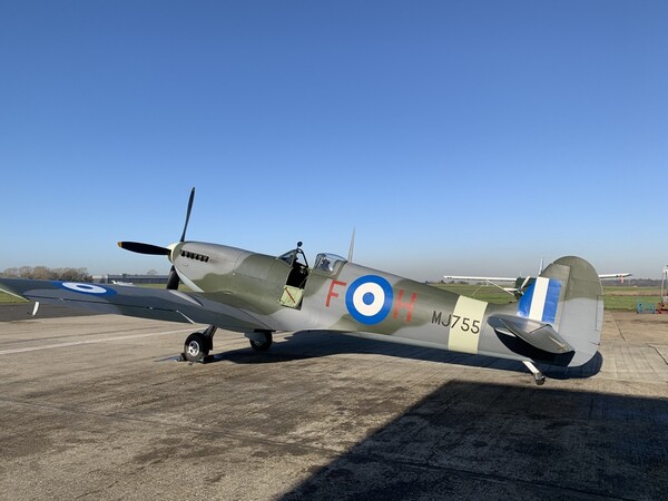 Πολεμική Αεροπορία: Η πρώτη πτήση του Supermarine Spitfire, έπειτα από 67 χρόνια