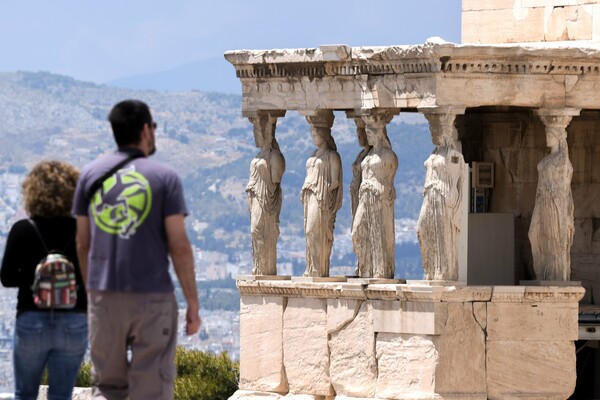 Βέλγιο: Στις «πορτοκαλί» χώρες η Ελλάδα- Τεστ και καραντίνα στους τουρίστες που επιστρέφουν