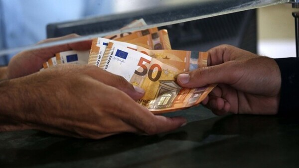 Αναδρομικά έως 7.800 ευρώ για 250.000 συνταξιούχους - Πώς υπολογίζονται και πότε καταβάλλονται