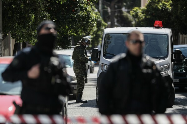 Αντιτρομοκρατική: Αυτοί είναι οι 11 συλληφθέντες στην επιχείρηση σε Σεπόλια και Εξάρχεια