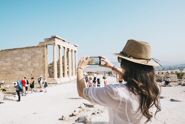 Τουρισμός στην Ελλάδα: Αρκούν ο ήλιος, οι παραλίες και μια καλή δόση τεχνολογίας;