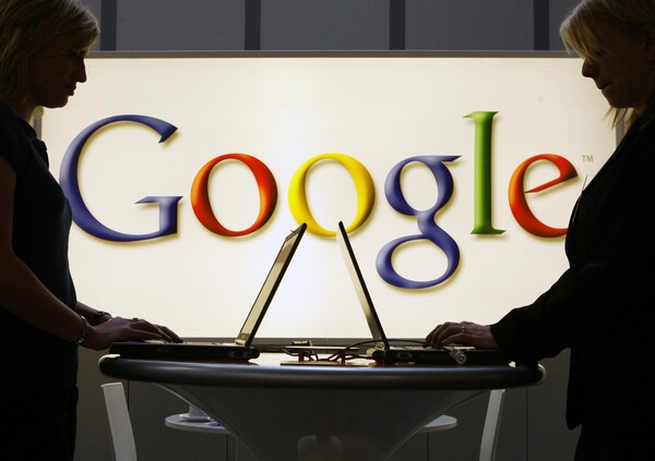Η Γαλλία απαιτεί από την Google να πληρώσει τους εκδότες για επαναχρησιμοποίηση περιεχομένου