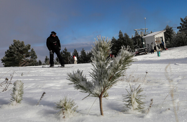 Ελατοχώρι Πιερίας: Σκι και snowboard στο χιονοδρομικό κέντρο