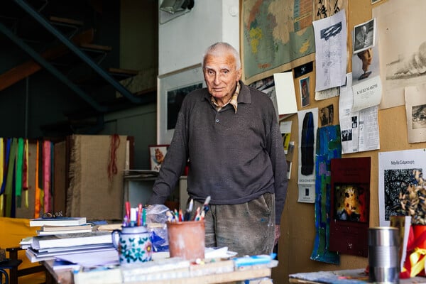 Όταν ο ζωγράφος Παναγιώτης Τέτσης αφηγήθηκε τη ζωή του στη LifO