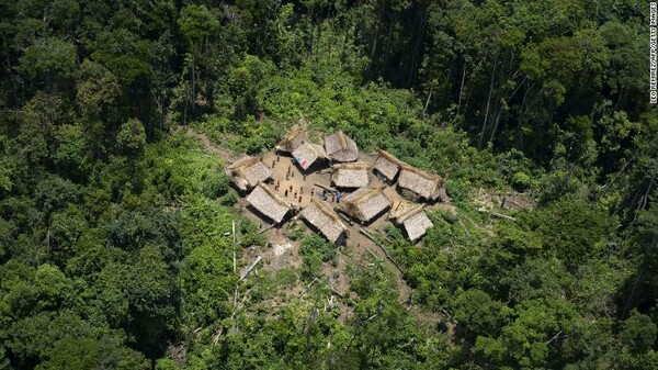 Κορωνοϊος: Νεκρός 15χρονος σε απομονωμένη φυλή του Αμαζονίου - Ανησυχία για τους ιθαγενείς