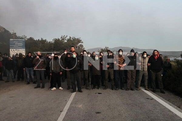 Σοβαρά επεισόδια σε Χίο και Λέσβο για το μεταναστευτικό - Πεδίο μάχης τα λιμάνια