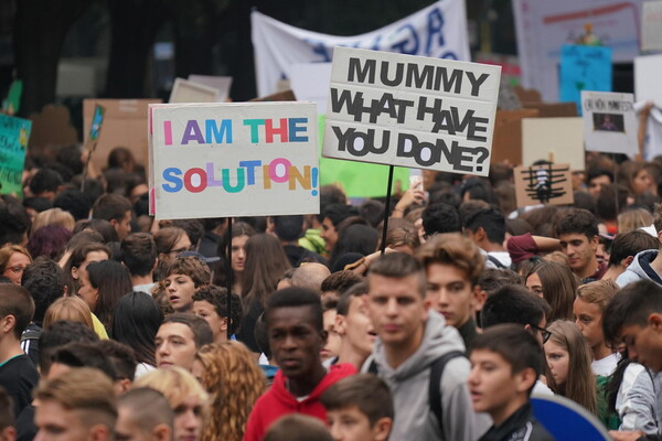 Μεγάλες διαδηλώσεις για το κλίμα σε όλο τον κόσμο - Στις 16:00 η συγκέντρωση στην Αθήνα