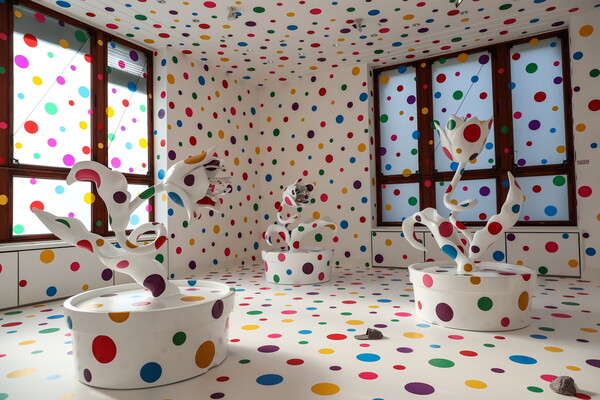 Tate Modern: Ανακοινώθηκε η έκθεση της Yayoi Kusama