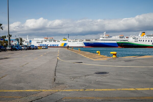 Κορωνοϊός: Μέτρα για την ενίσχυση ναυτικών και τη στήριξη της ακτοπλοΐας