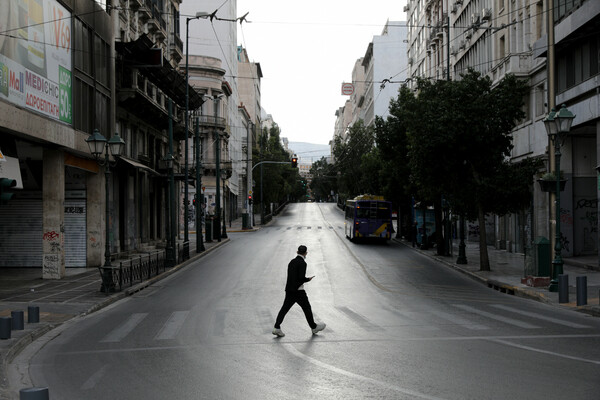 Lockdown: Κυβερνητικοί κύκλοι διαψεύδουν το σενάριο παράτασης έως τις 25 Απριλίου