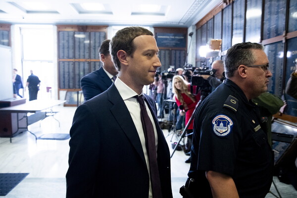 Ζούκερμπεργκ: Η νέα προσέγγιση του Facebook θα εκνευρίσει πολλούς