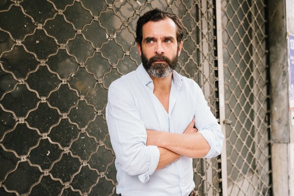 Ποιο είναι το μέλλον του θεάτρου; 6 σημαντικοί σκηνοθέτες απαντούν από την καραντίνα τους