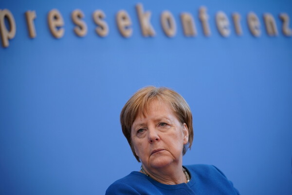 Der Spiegel: «Μικρόψυχη και δειλή» η άρνηση του Βερολίνου για ευρωομόλογα κατά του κορωνοϊού