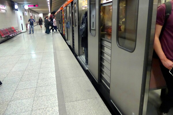 Στάσεις εργασίας στο μετρό την Πέμπτη και την Παρασκευή - Πώς θα κινηθούν οι συρμοί