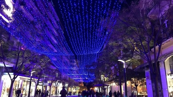 Η Θεσσαλονίκη ετοιμάζει Χριστούγεννα με Πρωτοψάλτη, Φουρέιρα, υψίφωνους και εντυπωσιακό στολισμό