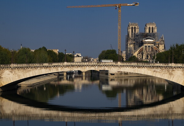 Γαλλία: Ξεκινούν ξανά οι εργασίες για την αποκατάσταση της Παναγίας των Παρισίων
