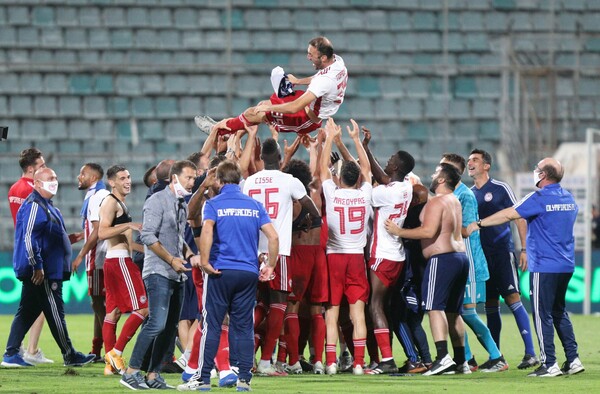 Ο Ολυμπιακός έκανε το νταμπλ- Κατέκτησε και το Κύπελλο, κόντρα στην ΑΕΚ (1-0)