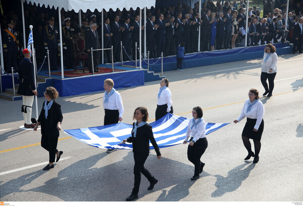 Φωτογραφίες από τη μεγάλη στρατιωτική παρέλαση της Θεσσαλονίκης