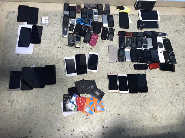 Χειροπέδες σε σπείρα ληστών που είχε συλληφθεί πάνω από 200 φορές - Έκλεβαν πεζούς και τουρίστες
